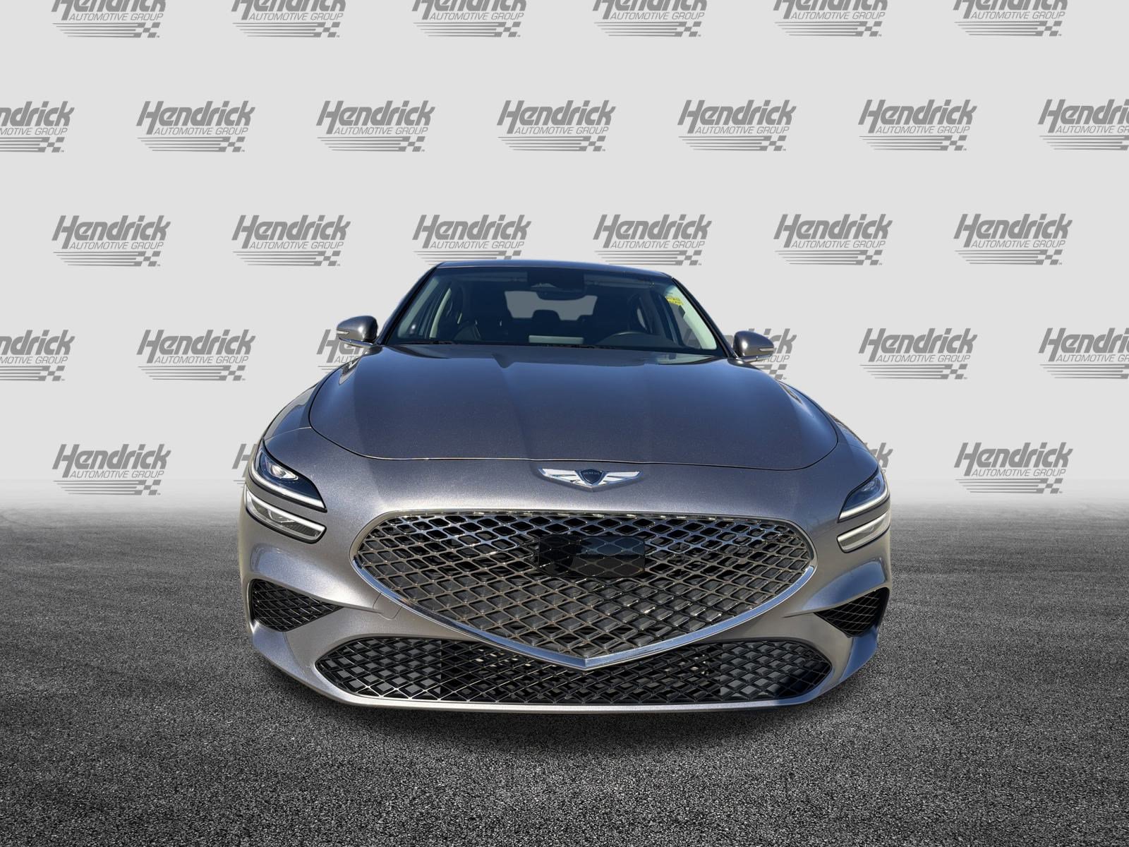 Used 2023 Genesis G70 2.0T image 3
