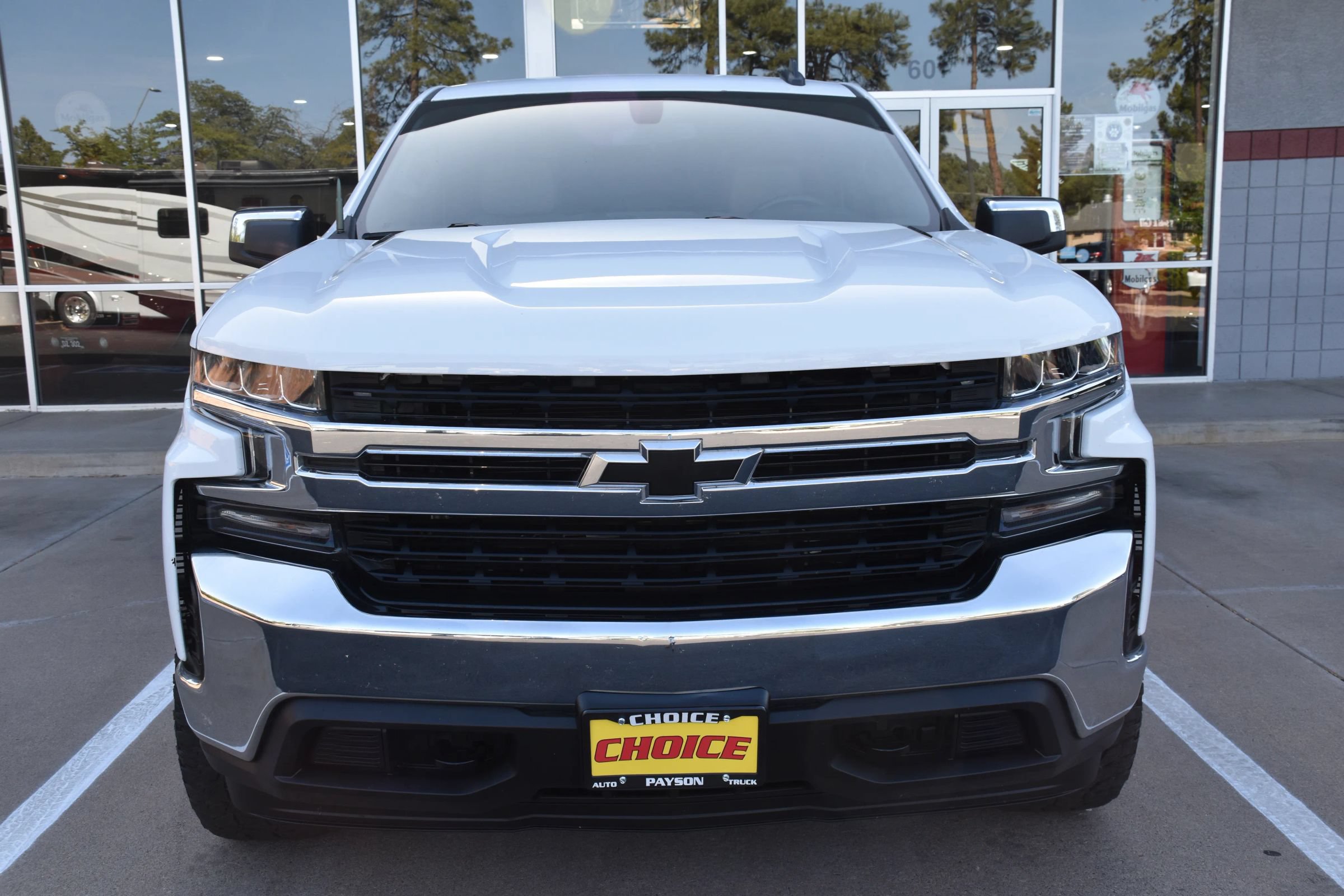 Used 2022 Chevrolet Silverado 1500 LT w/ LPO, Dark Essentials Package AWD/4WD image 3