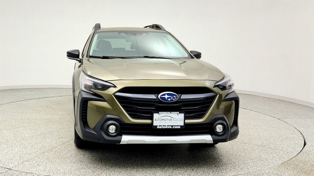 Used 2024 Subaru Outback Limited AWD/4WD image 2