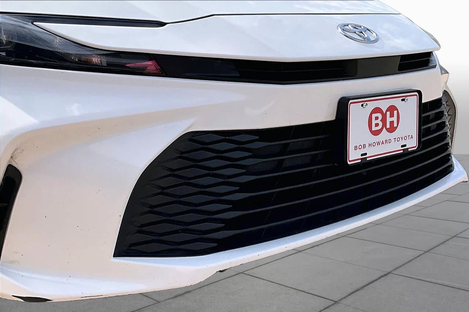 Used 2025 Toyota Camry LE FWD image 28