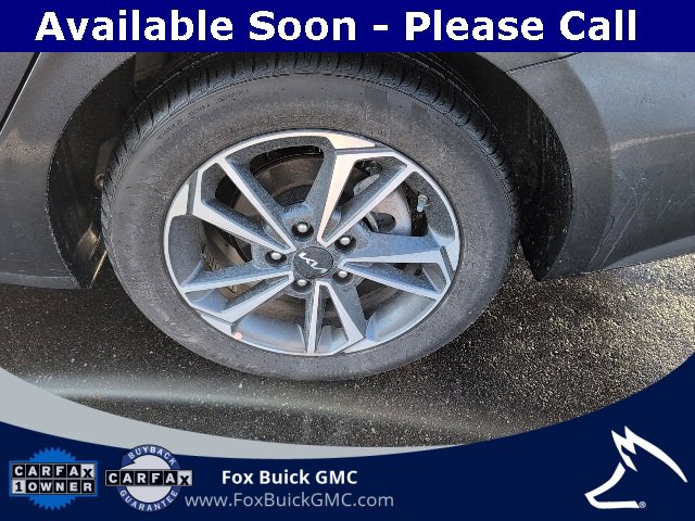 Used 2024 Kia Forte LXS w/ LXS Technology Package image 6