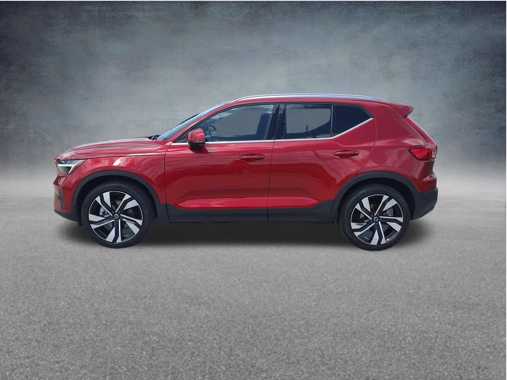 Certified 2023 Volvo XC40 B5 Ultimate w/ Protection Package Premier AWD/4WD image 5