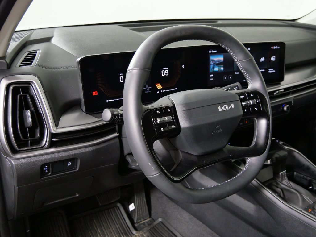 Used 2026 Kia Sorento S AWD/4WD image 11