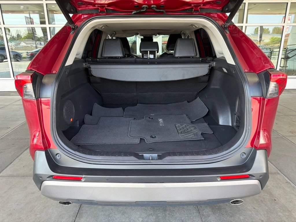 Certified 2019 Toyota RAV4 Limited w/ Carpet Mat Package FWD image 15