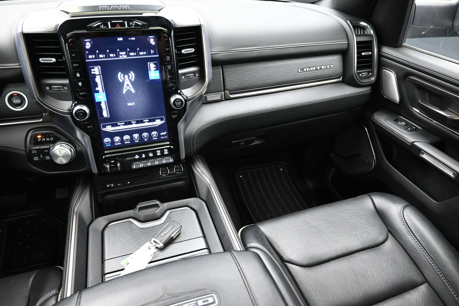 Used 2019 RAM 1500 Limited AWD/4WD image 38