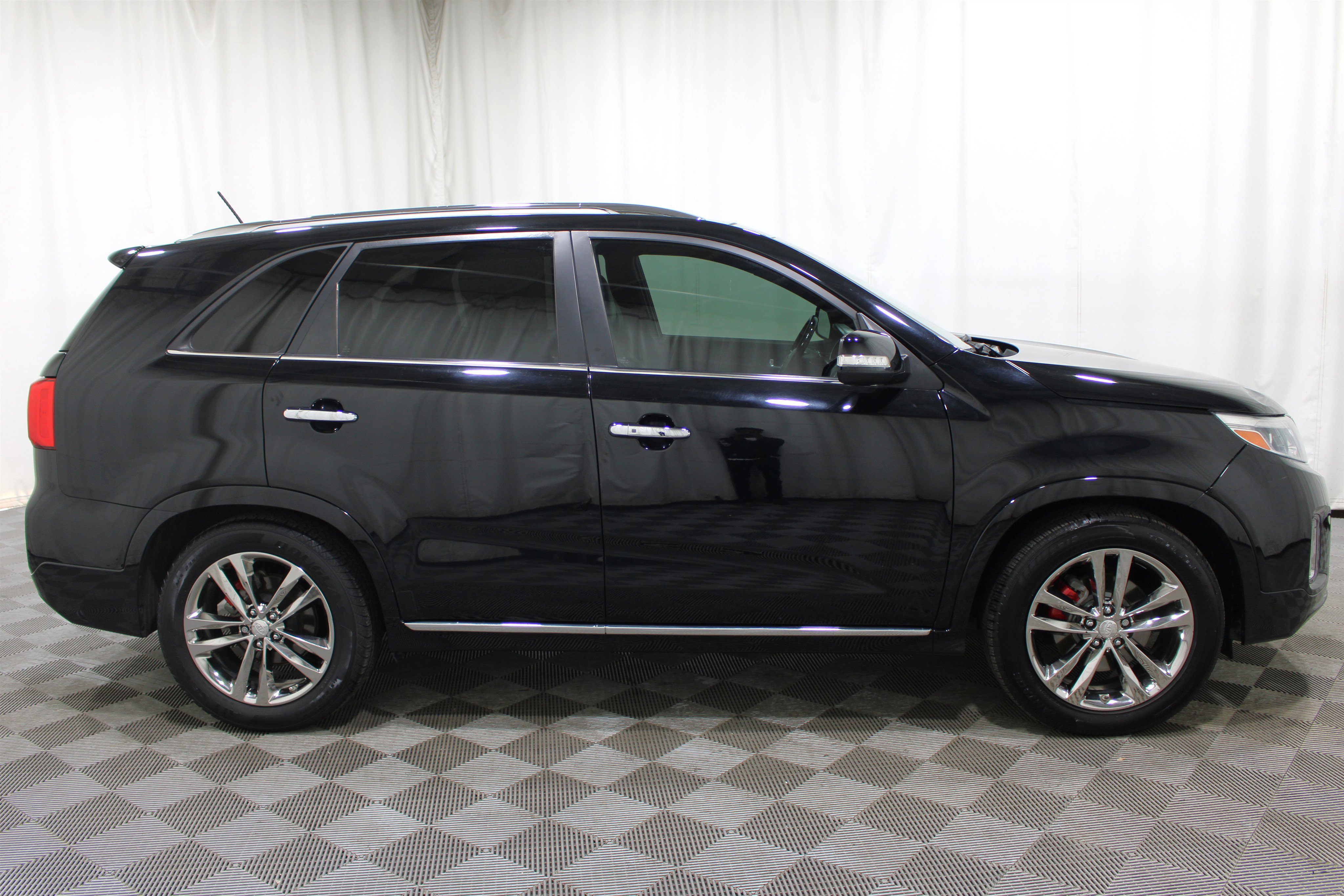Used 2014 Kia Sorento SX w/ 3rd Row Package image 36