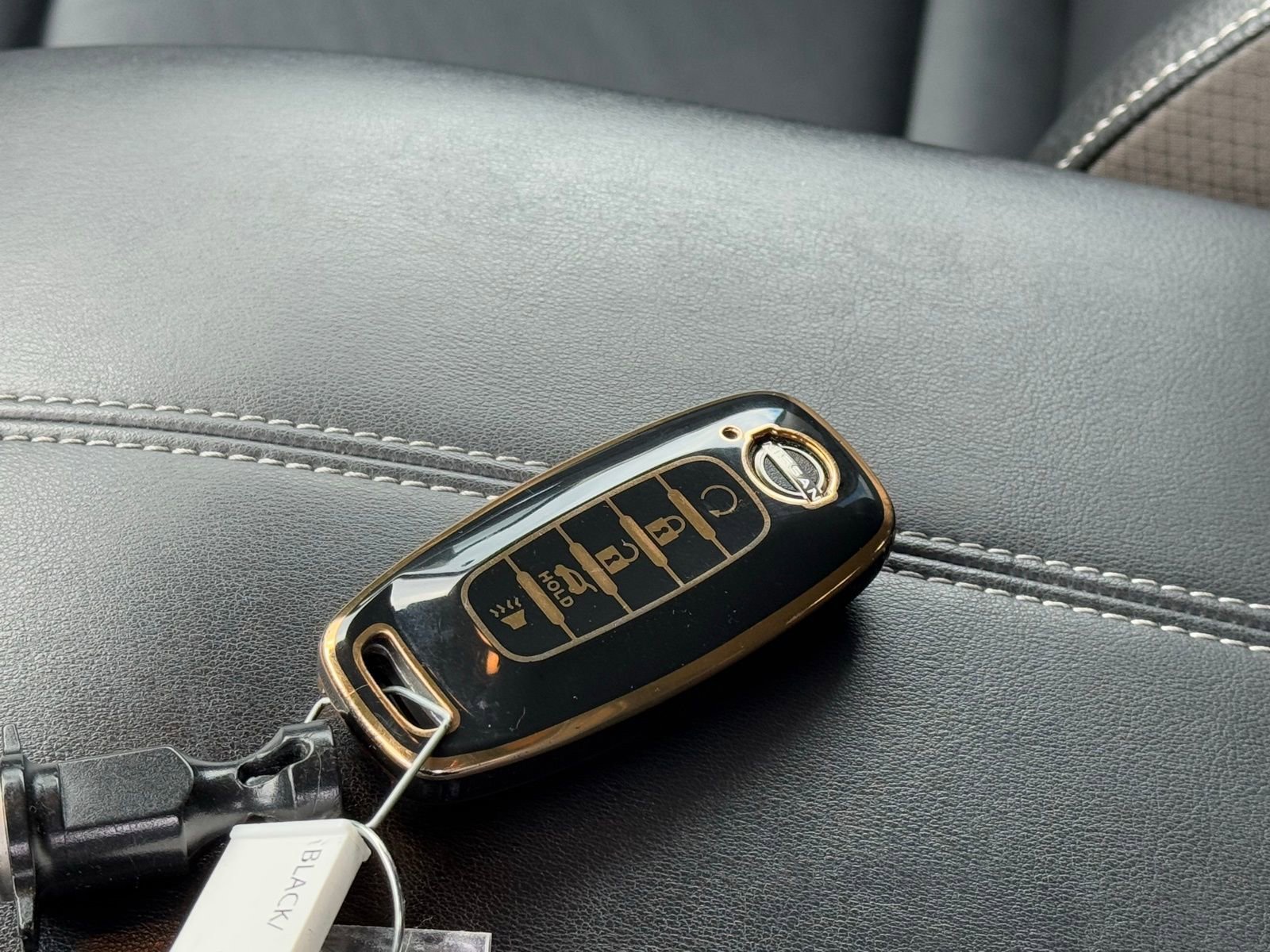 Used 2024 Nissan Pathfinder SL image 61