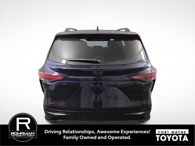 New 2026 Toyota Sienna XSE AWD/4WD image 8