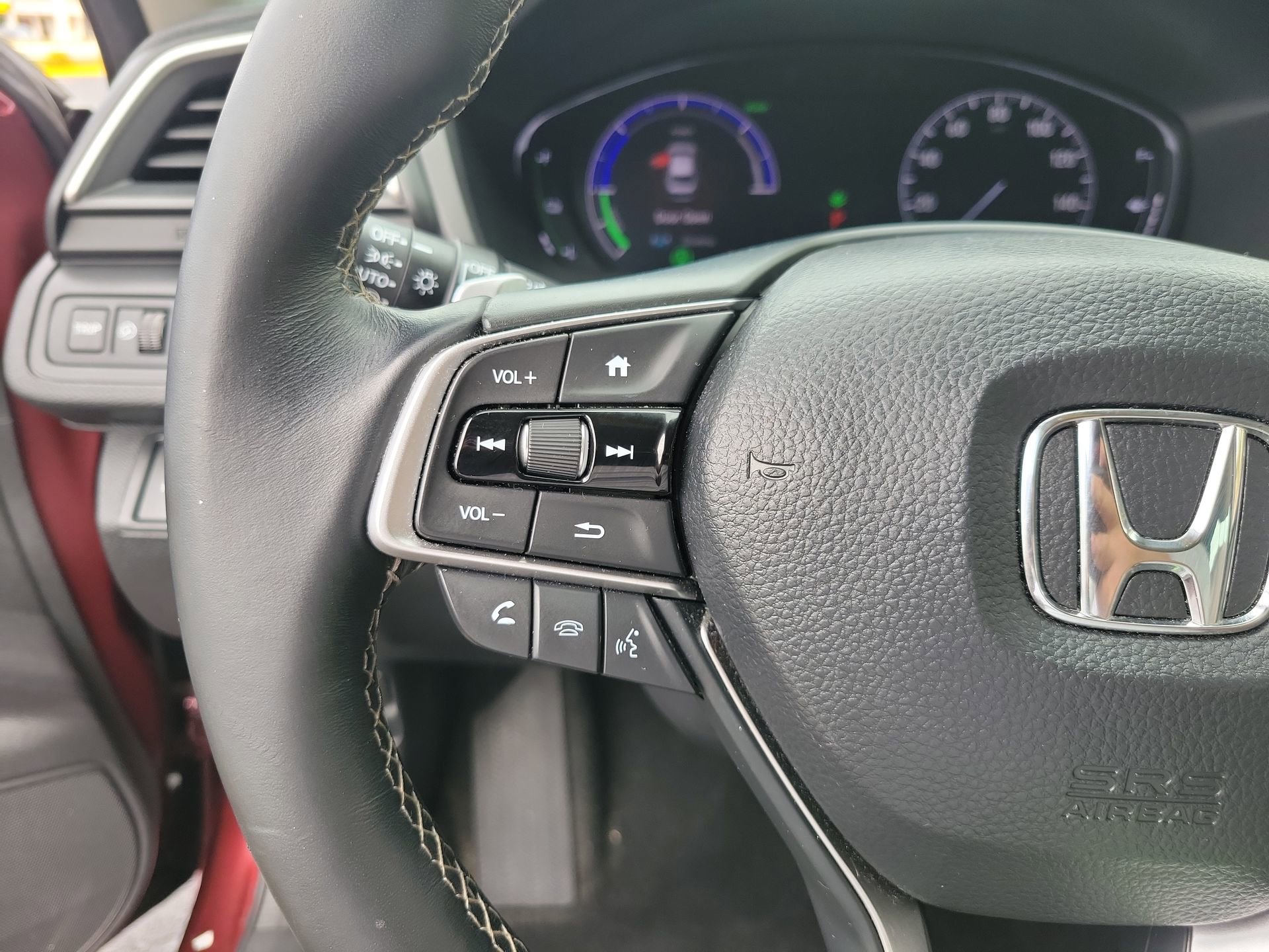 Used 2020 Honda Insight Touring image 30