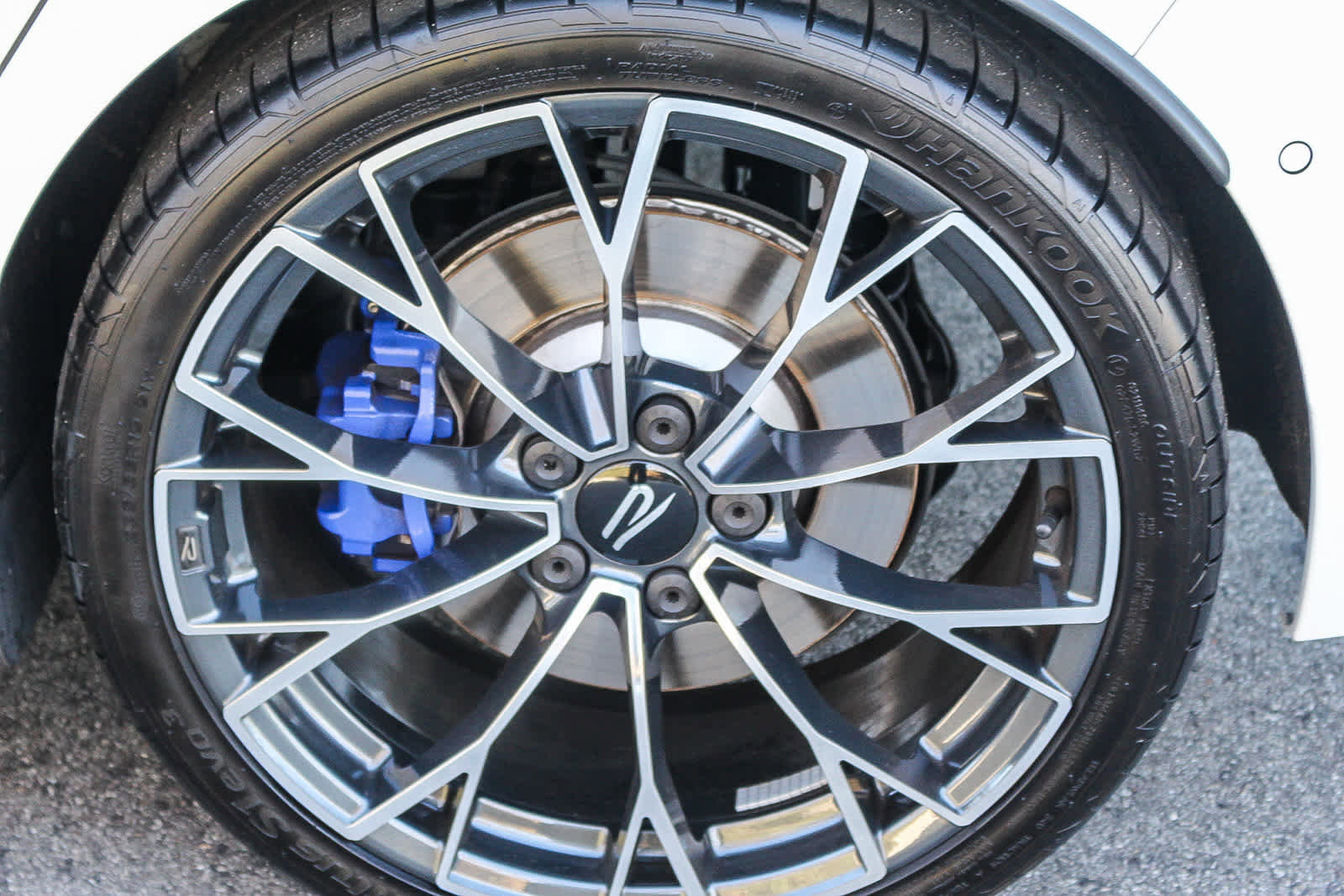 Used 2025 Volkswagen Golf w/ Euro Style Package image 11