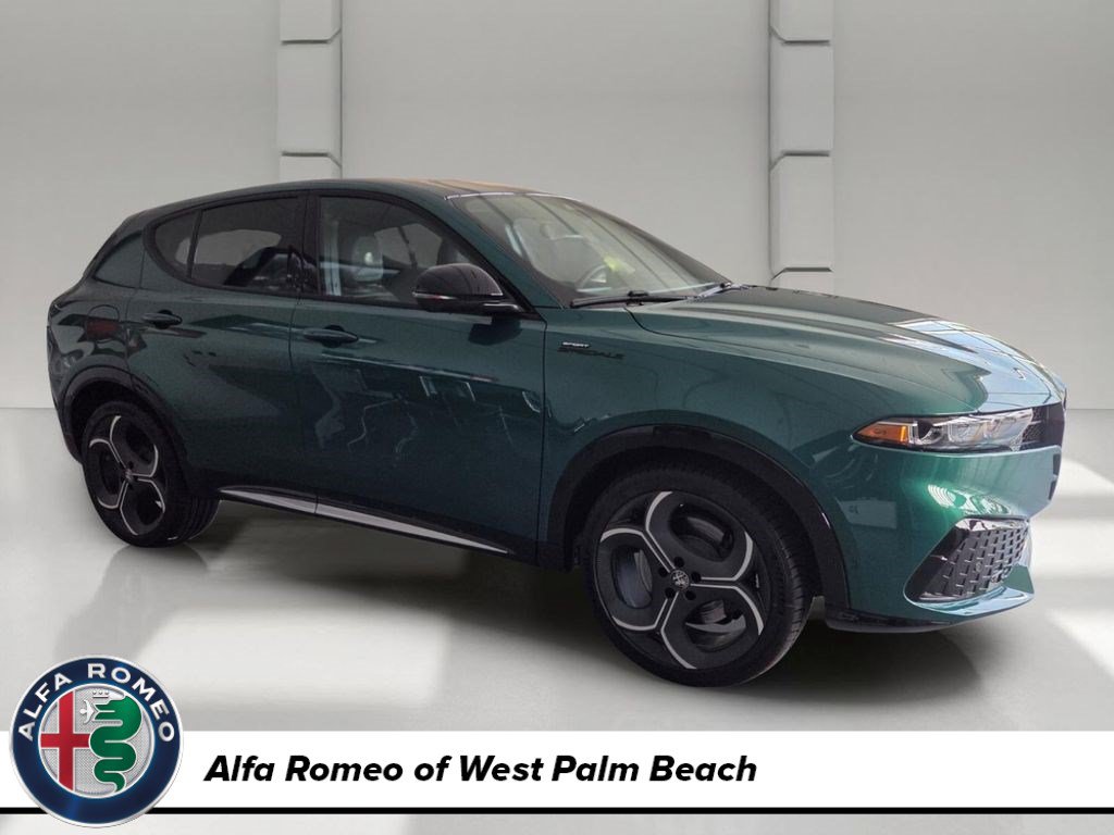 New 2026 Alfa Romeo Tonale w/ Active Assist Package