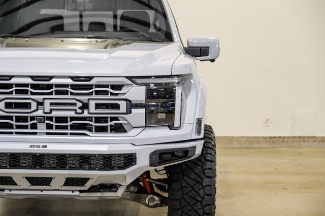 Used 2025 Ford F150 Raptor image 3