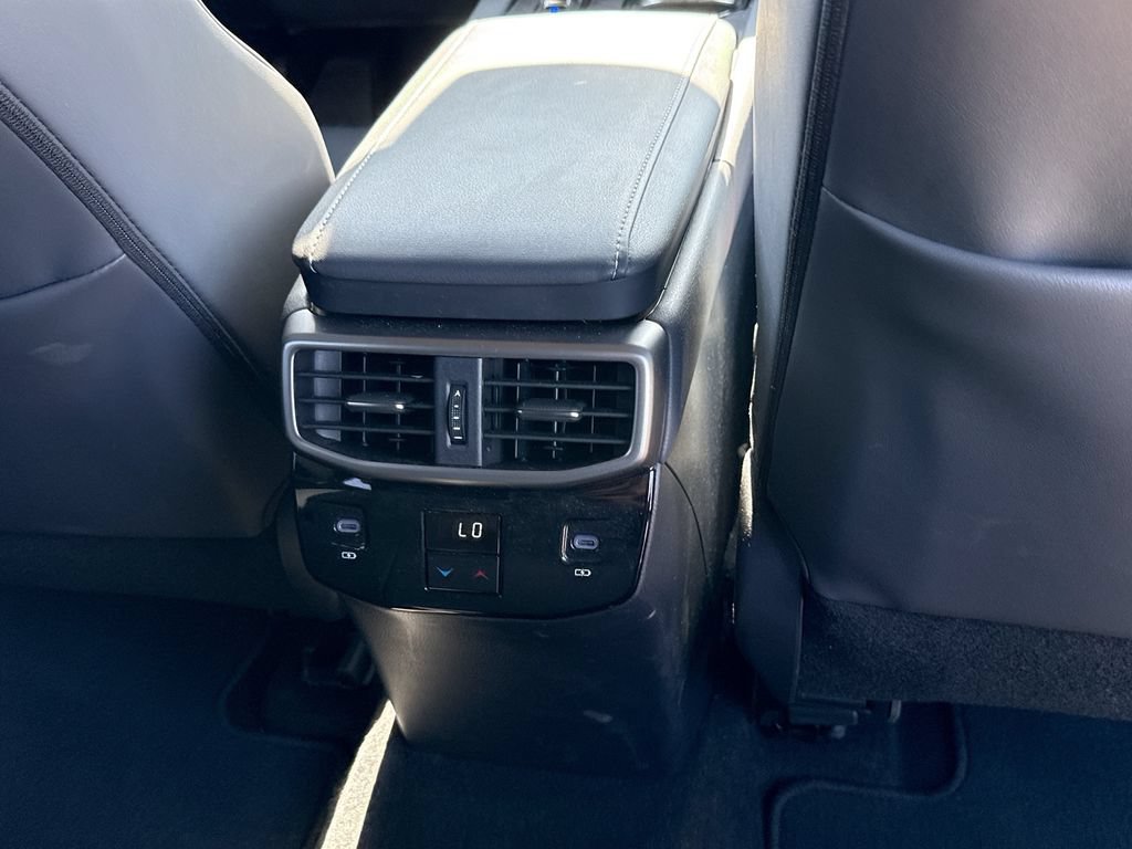 Used 2025 Lexus RX 350 Premium w/ Accessory Package (Z1) FWD image 18
