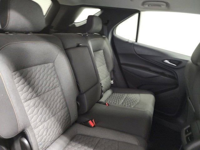 Used 2020 Chevrolet Equinox LT w/ Driver Convenience Package image 14
