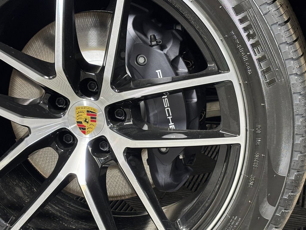 Used 2026 Porsche Macan Turbo AWD/4WD image 40
