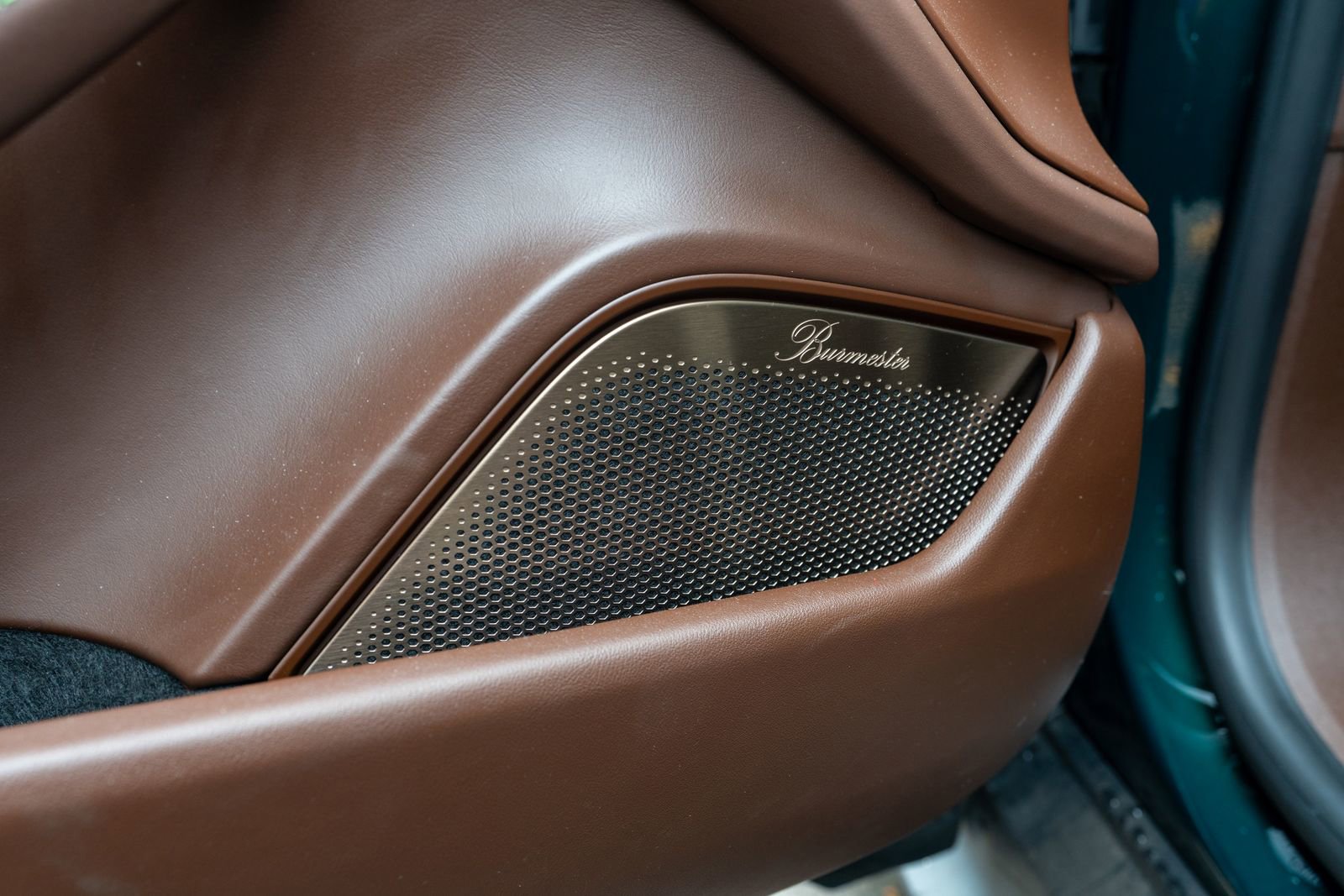 Used 2024 Porsche Taycan GTS image 23