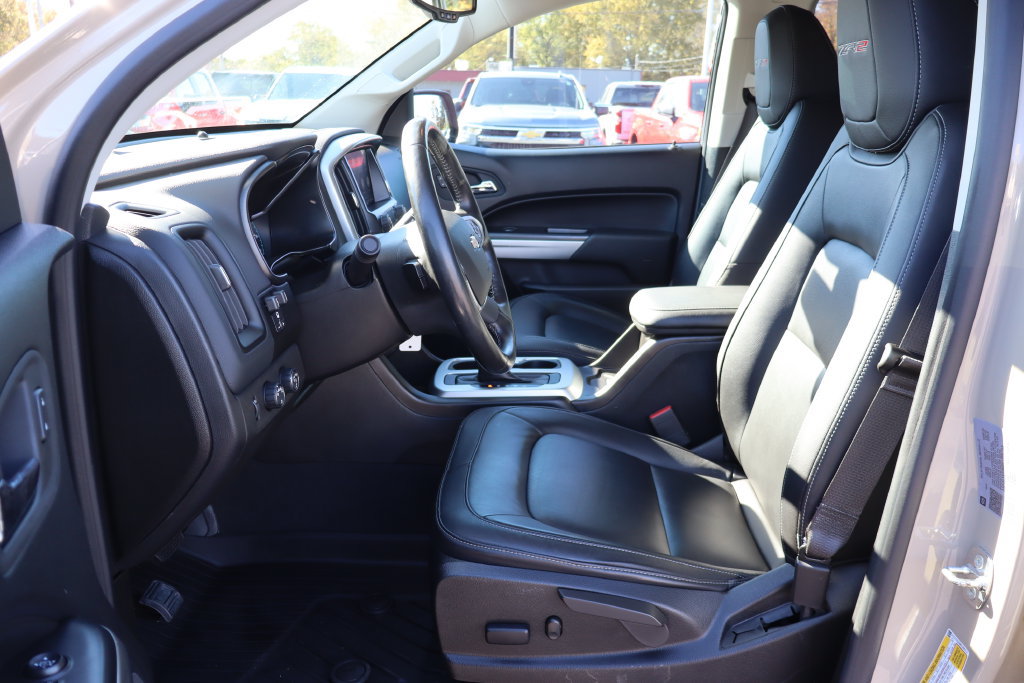 Used 2022 Chevrolet Colorado ZR2 AWD/4WD image 4