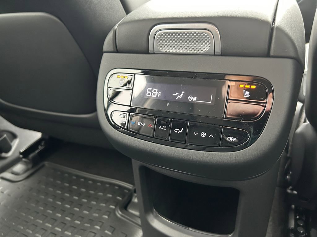 New 2026 Hyundai Ioniq 9 SEL image 35