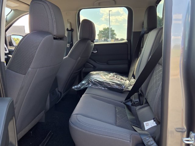 New 2027 Nissan Frontier SV RWD image 6