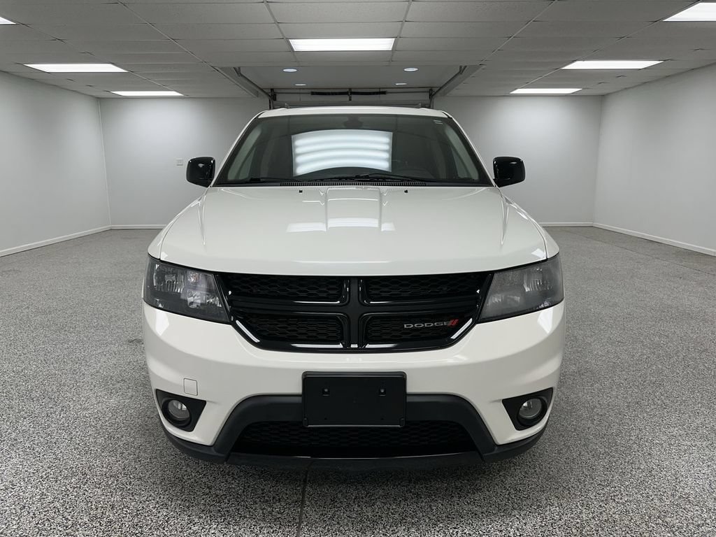 Used 2018 Dodge Journey SXT w/ Connectivity Group FWD image 3