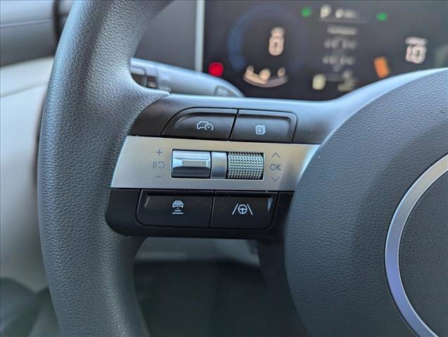 Certified 2025 Hyundai Tucson SEL image 13