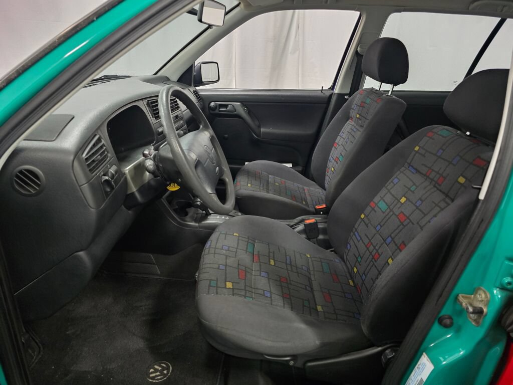 Used 1996 Volkswagen Golf GL FWD image 71