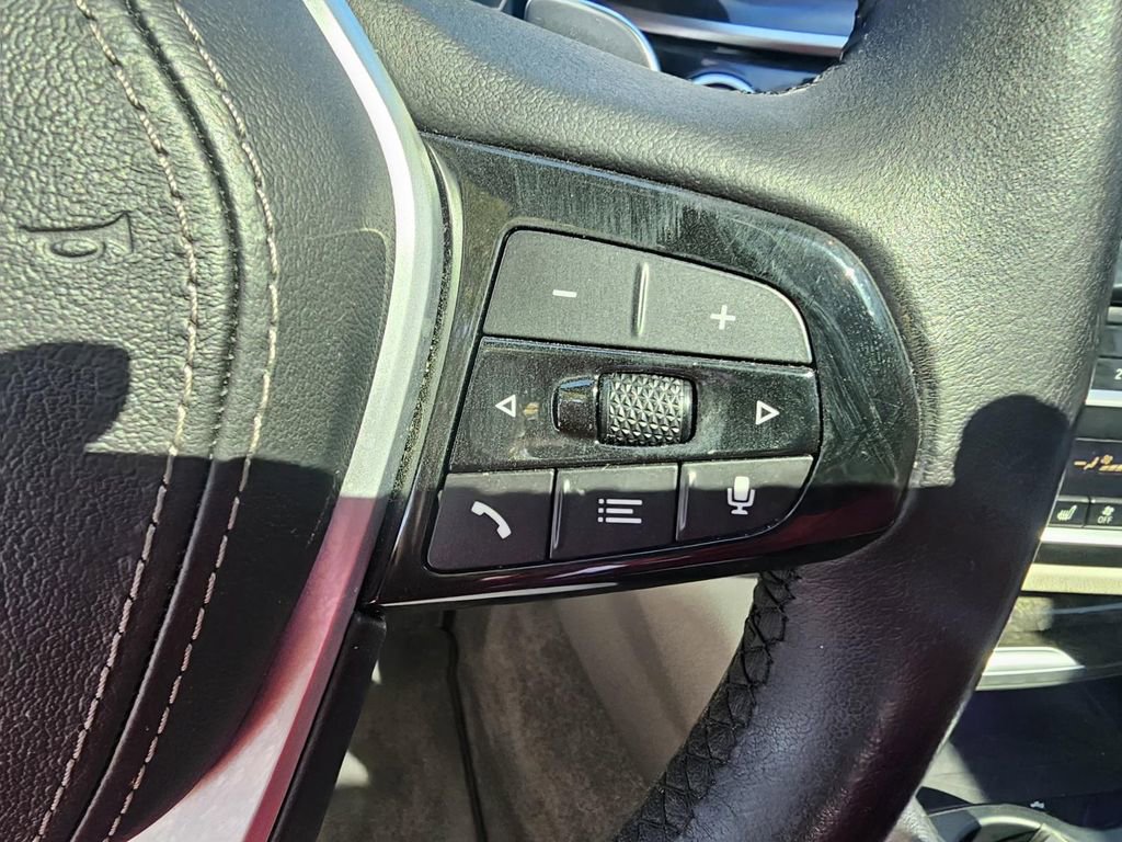 Used 2021 BMW 540i w/ Convenience Package image 18