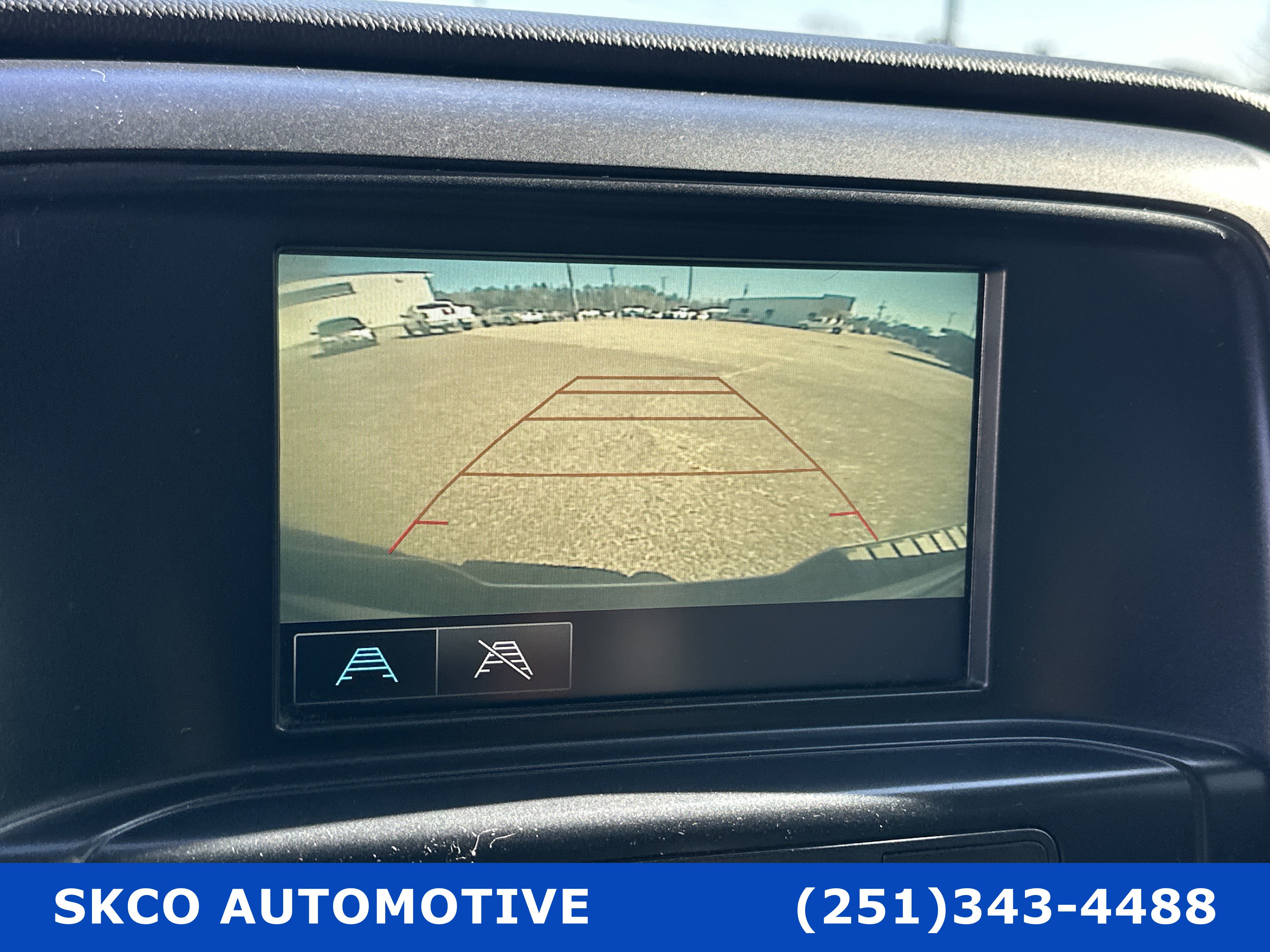 Used 2018 Chevrolet Silverado 1500 Custom w/ Custom Value Package image 17