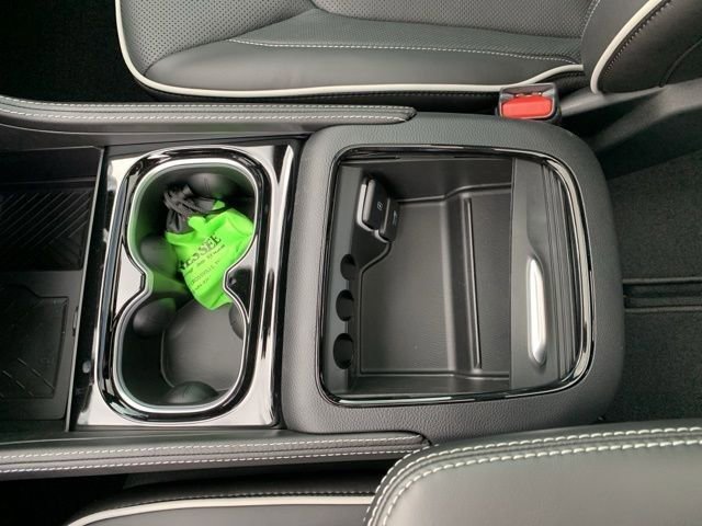 New 2026 Chrysler Pacifica Limited w/ S Appearance Package image 21