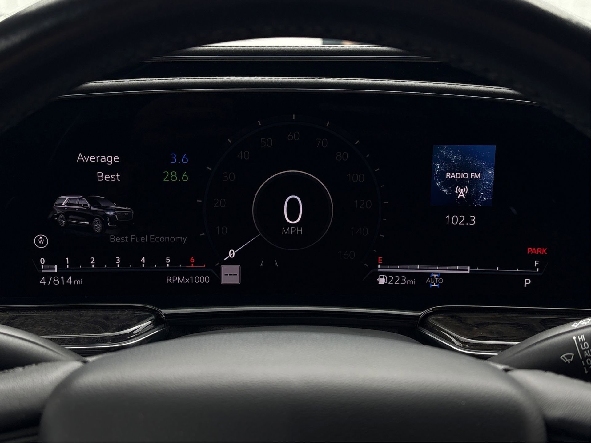 Used 2021 Cadillac Escalade ESV Premium Luxury image 16