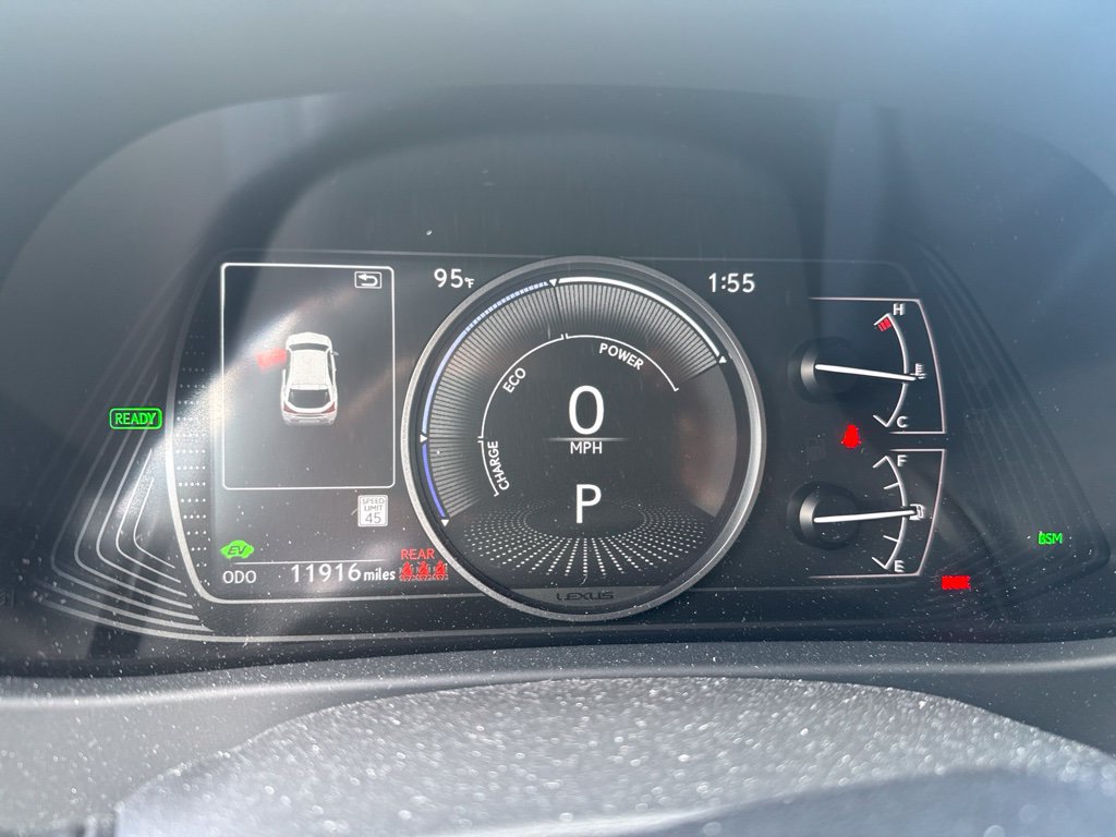 Used 2024 Lexus UX 250h FWD w/ Premium Package image 2