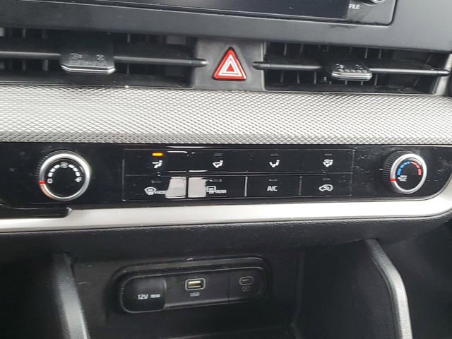 Used 2023 Kia Sportage LX image 29