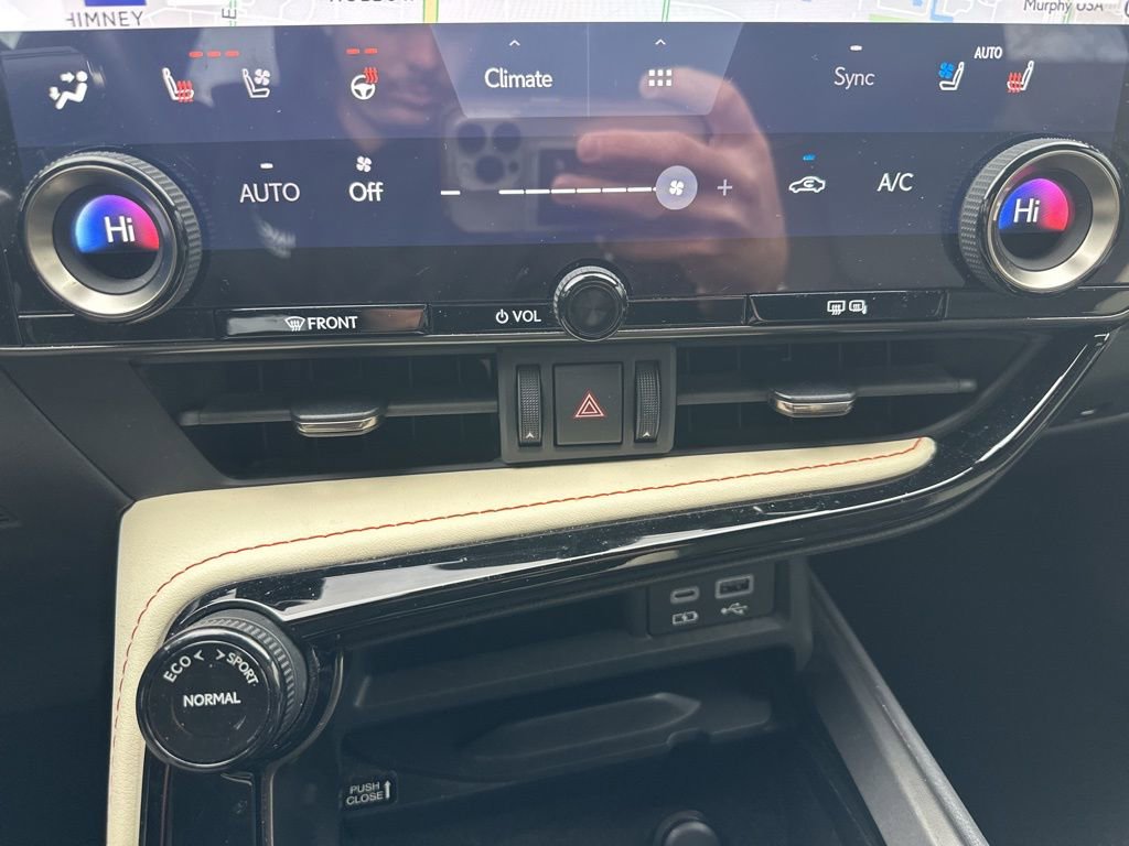 Used 2023 Lexus NX 350h AWD image 13