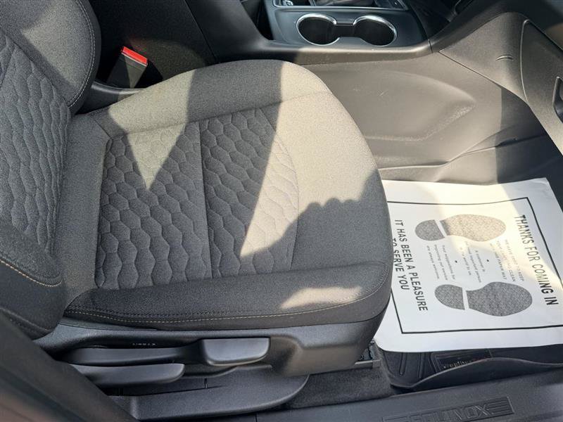Used 2020 Chevrolet Equinox LT AWD/4WD image 18