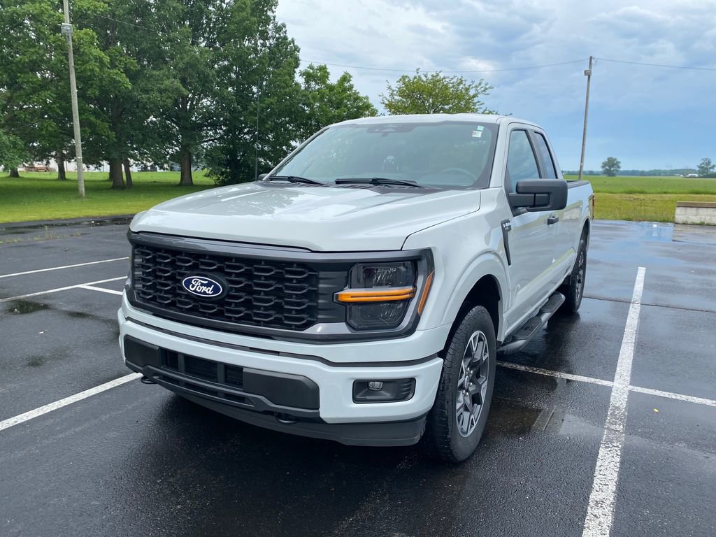 Used 2024 Ford F150 STX AWD/4WD image 3