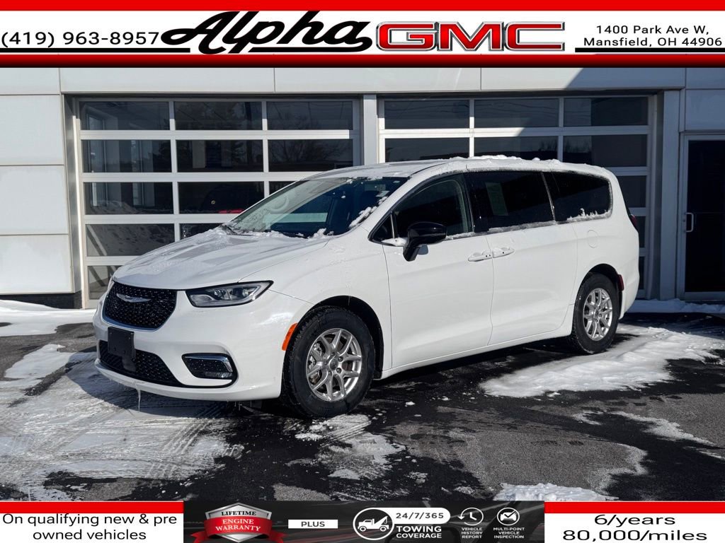 Used 2024 Chrysler Pacifica Touring-L