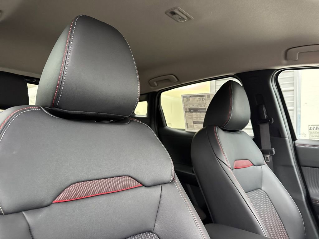 New 2026 Nissan Kicks SR w/ Illumination Package image 16