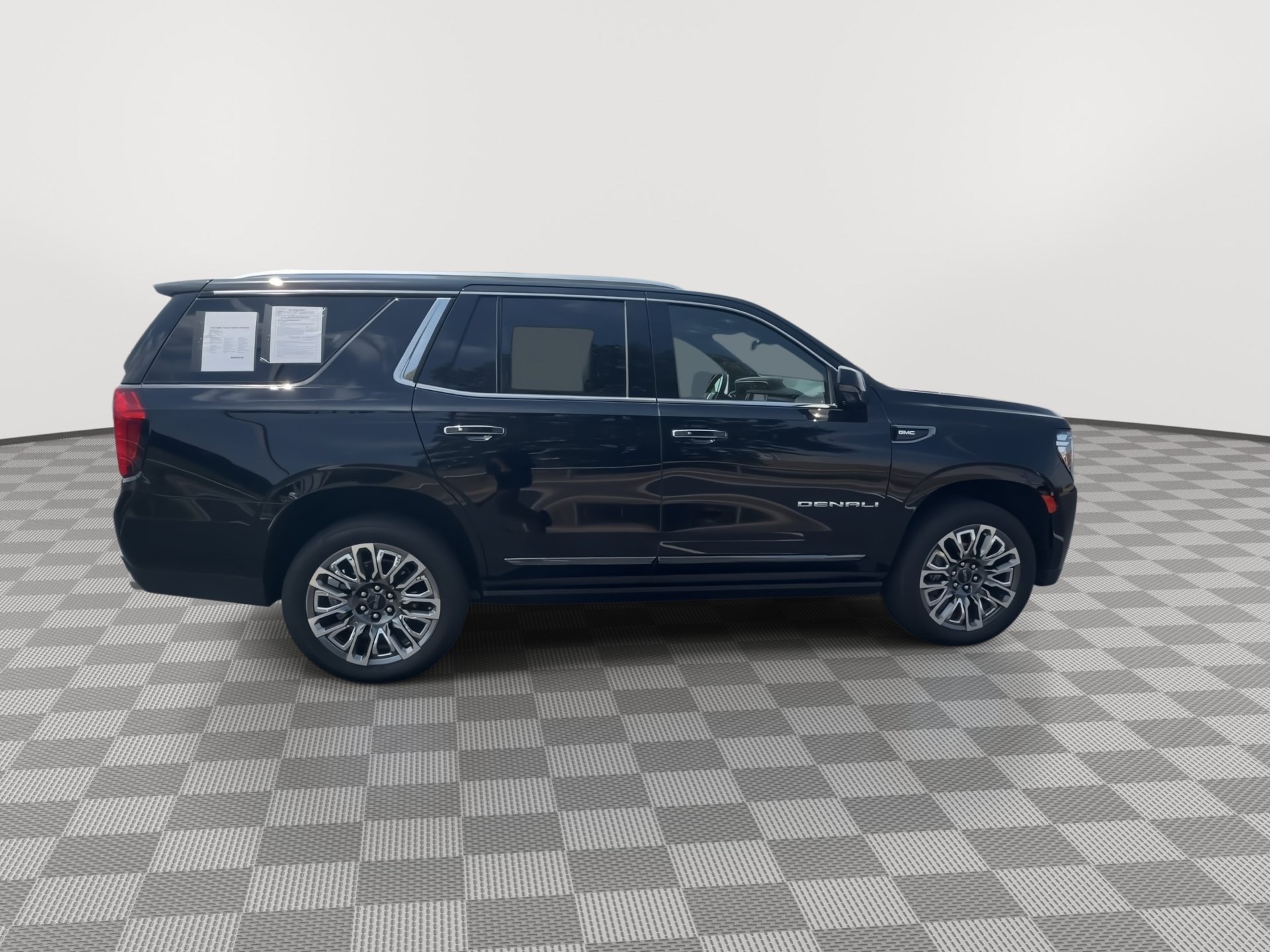 Certified 2024 GMC Yukon Denali Ultimate AWD/4WD image 9