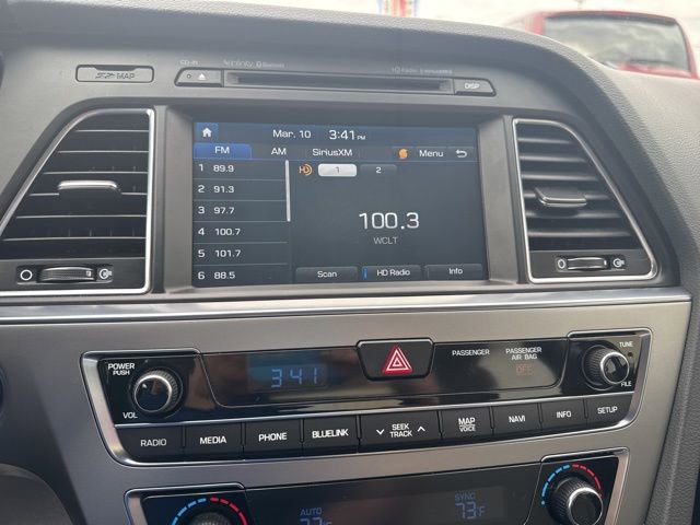 Used 2015 Hyundai Sonata Limited w/ Option Group 06 image 25