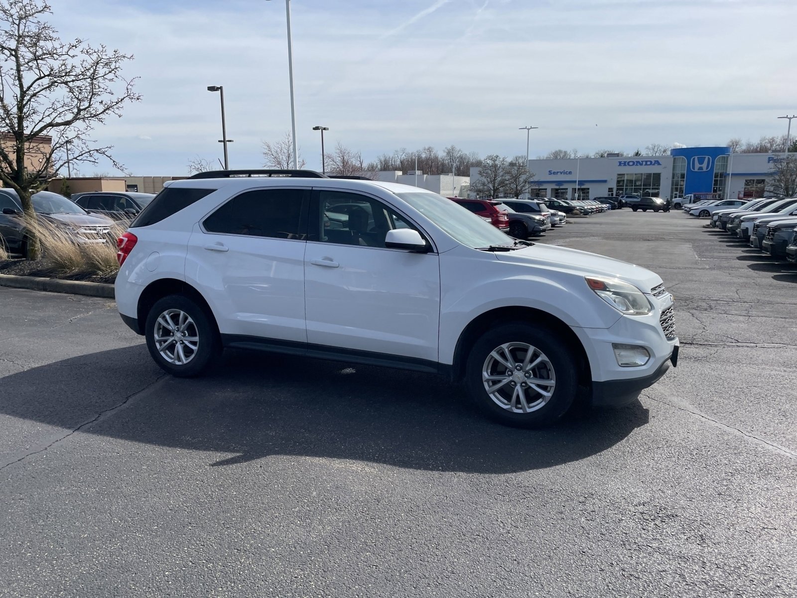 Used 2016 Chevrolet Equinox LT w/ Convenience Package image 9