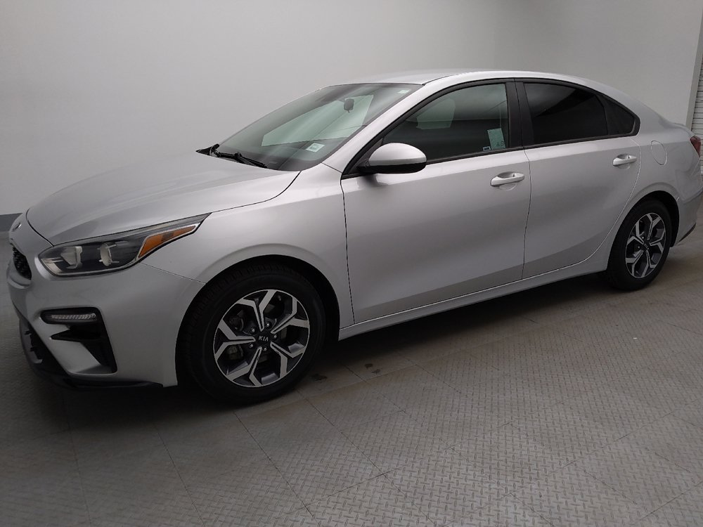 Used 2019 Kia Forte LXS FWD image 2