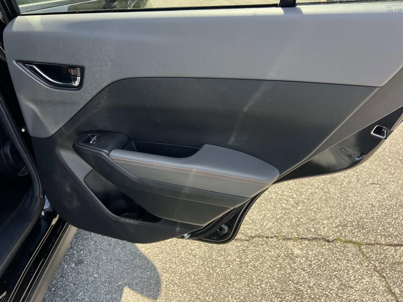 Certified 2025 Subaru Crosstrek 2.5i Limited w/ Popular Package #4A AWD/4WD image 16