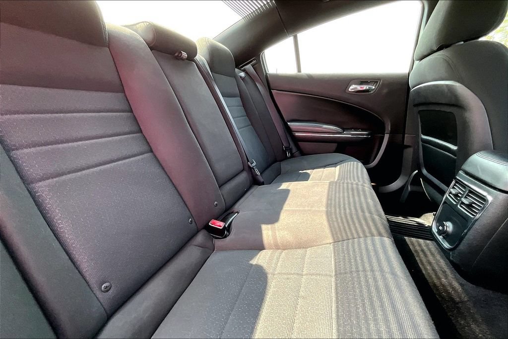 Used 2013 Dodge Charger SE RWD image 24