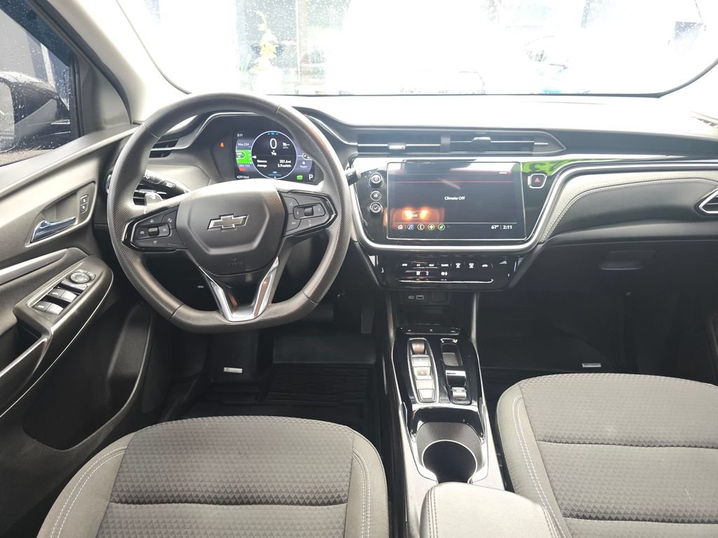 Used 2023 Chevrolet Bolt EUV LT w/ Redline Edition FWD image 18