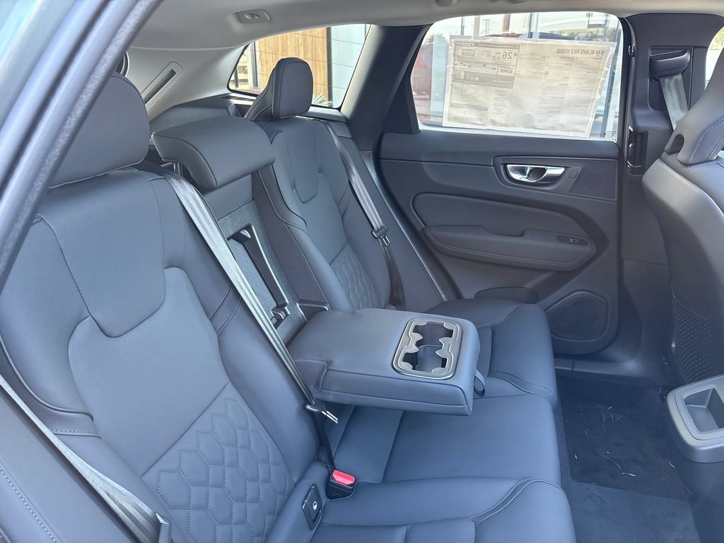 New 2026 Volvo XC60 B5 Plus AWD/4WD image 16