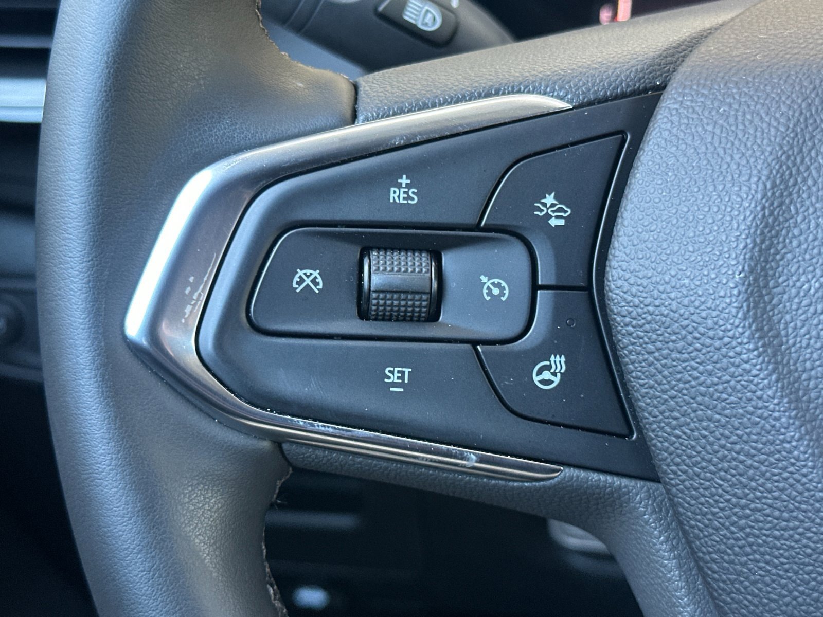 Used 2024 Chevrolet TrailBlazer LT w/ LT Cold Weather Package image 26