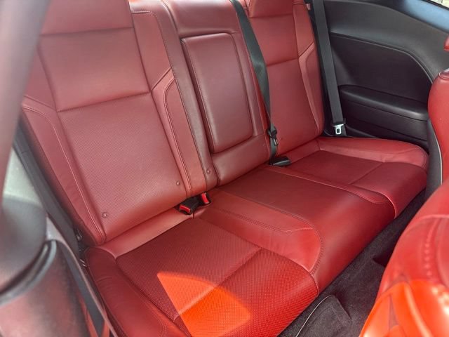 Used 2015 Dodge Challenger R/T Plus RWD image 17