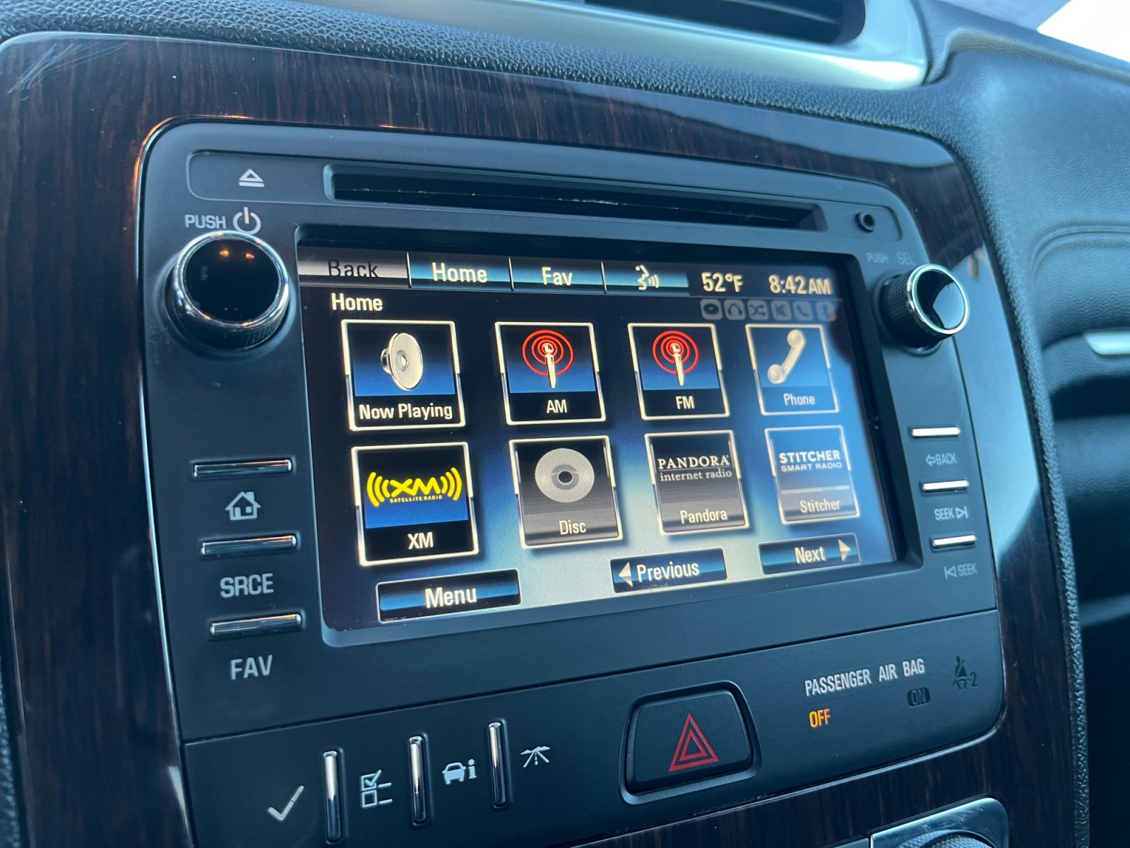 Used 2017 Chevrolet Traverse LT image 27