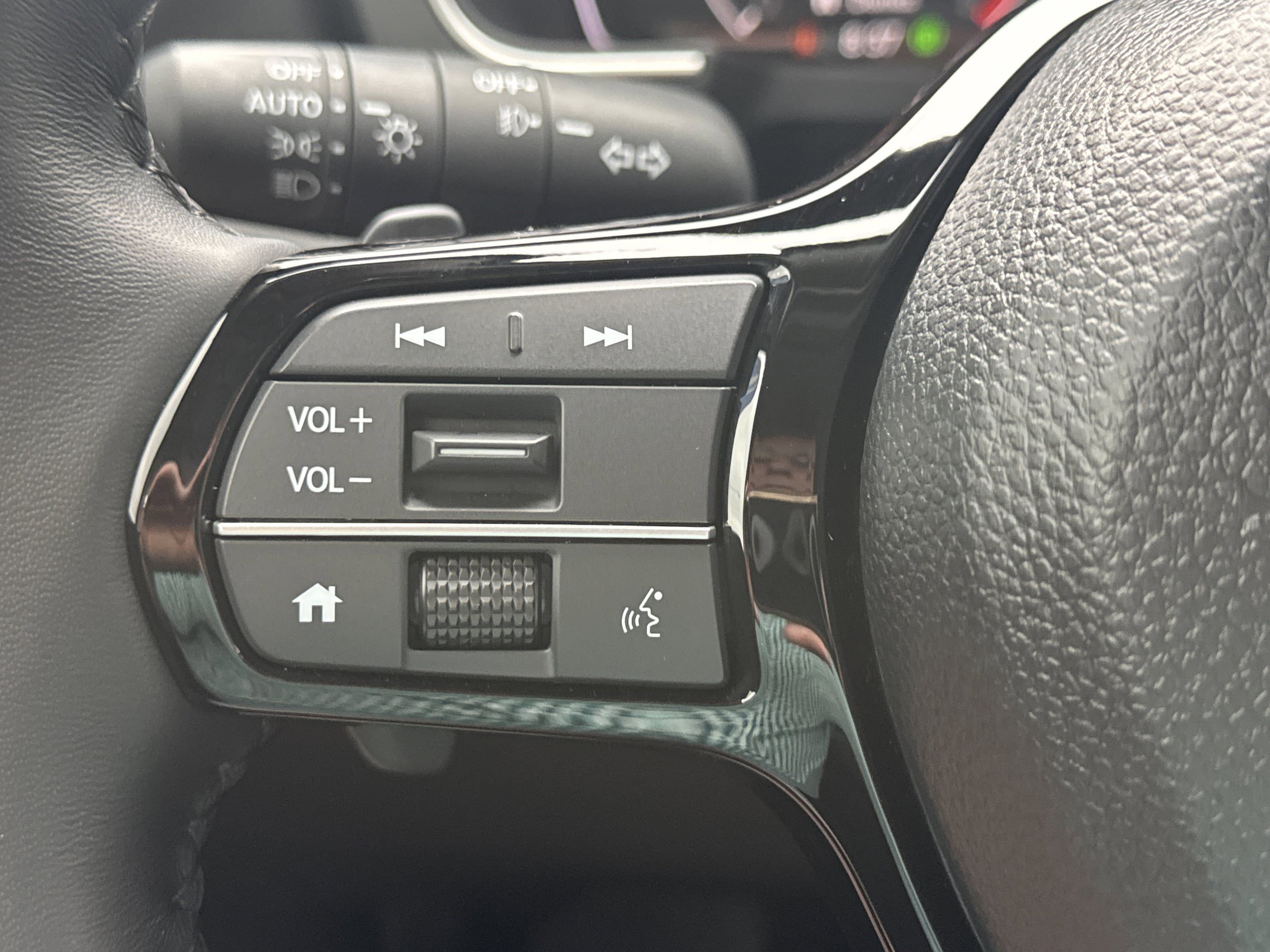 Used 2024 Honda Pilot Touring image 30