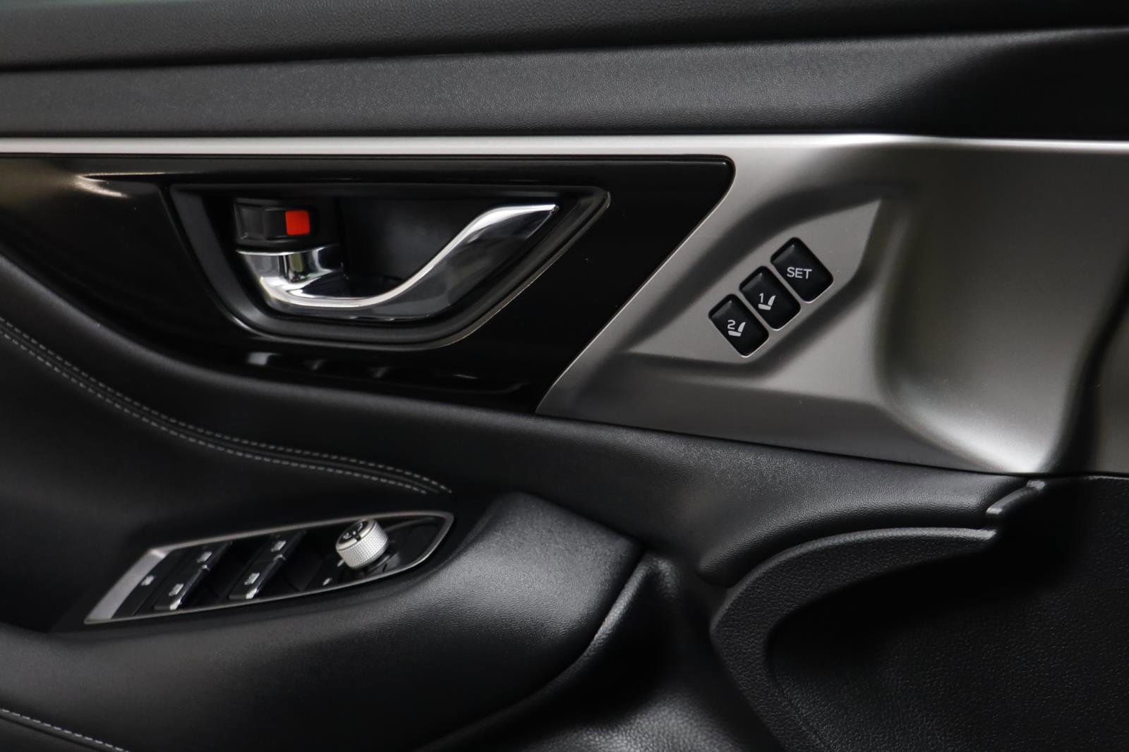 Used 2020 Subaru Legacy Limited w/ Popular Package #3 image 7